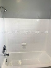 1633 Chestnut Ave-Unit -Unit C in Long Beach, CA - Building Photo - Building Photo