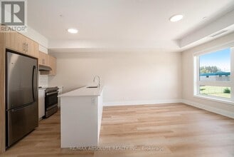 12 Thomas St S in Arnprior, ON - Building Photo - Building Photo