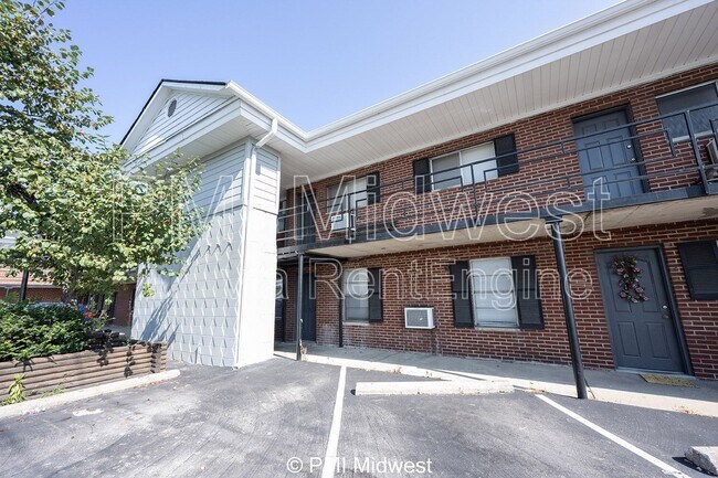 7046 US-36 in Avon, IN - Building Photo - Building Photo