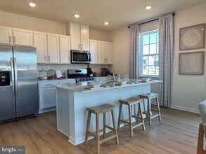 115 Malibu Dr in Egg Harbor Township, NJ - Building Photo - Building Photo