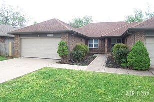 3340 S Clifton Ave in Springfield, MO - Building Photo