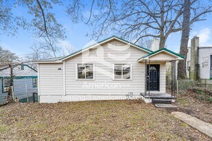 536 Osceola Cir in Fairfield, AL - Building Photo