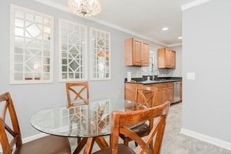 8 Vista Palm Ln in Vero Beach, FL - Building Photo - Building Photo