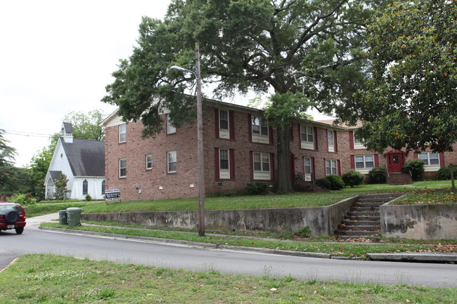 102 Pinckney St in Chester, SC - Building Photo - Building Photo