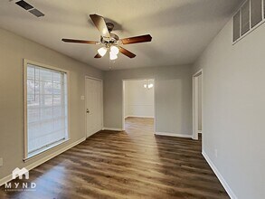 3318 Crain Cove in Memphis, TN - Foto de edificio - Building Photo