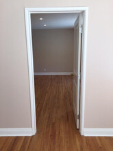 564 Midvale Ave, Unit 8 in Los Angeles, CA - Building Photo - Building Photo