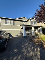 2404 SE 2nd Ct in Renton, WA - Building Photo