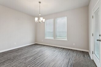 5653 Oakworth St in Slidell, LA - Building Photo - Building Photo