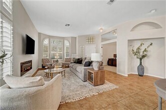 1405 Sunblush Ln in Las Vegas, NV - Building Photo - Building Photo