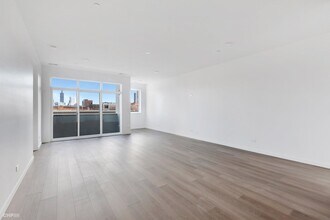 204 S Leavitt St in Chicago, IL - Building Photo - Building Photo