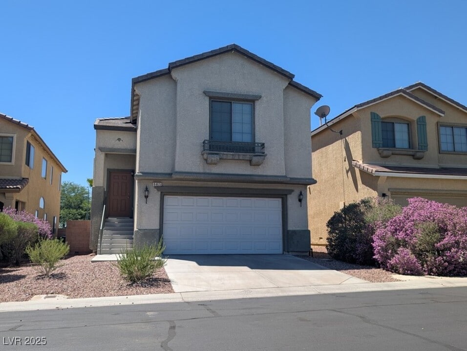 8465 Cheerful Brook Ave in Las Vegas, NV - Building Photo