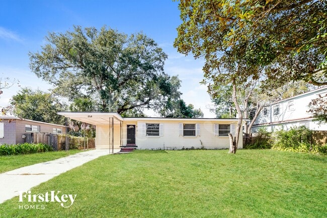 property at 2706 Lorna Rd