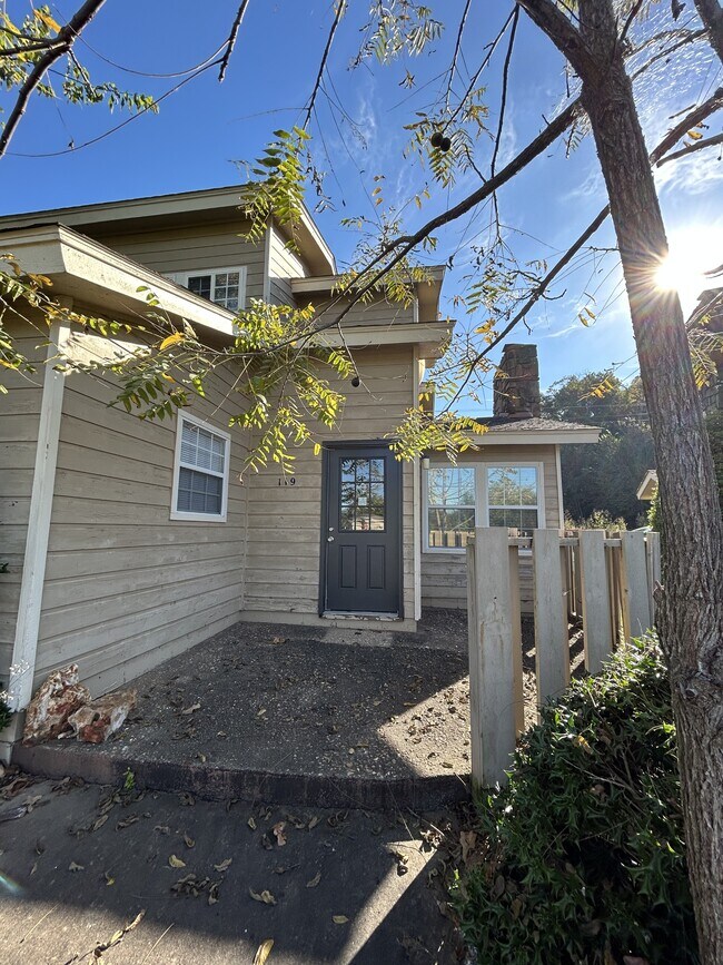 13811 Turnberry Ln in Siloam Springs, AR - Foto de edificio - Building Photo