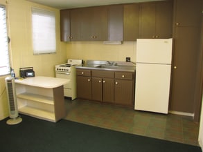 12xx Lunalilo St in Honolulu, HI - Building Photo - Building Photo