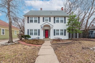 425 N Bluff Ave in Wichita, KS - Building Photo