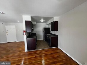 91 Oak St in Clementon, NJ - Foto de edificio - Building Photo