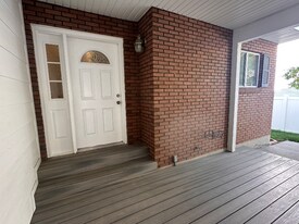 3308 East Fort Union Blvd in Cottonwood Heights, UT - Building Photo