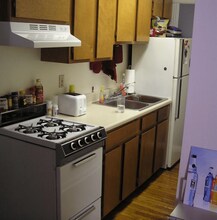 398 Linden Walk in Lexington, KY - Building Photo - Building Photo