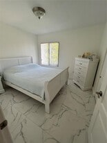 16620 SW 101st Terrace in Miami, FL - Building Photo