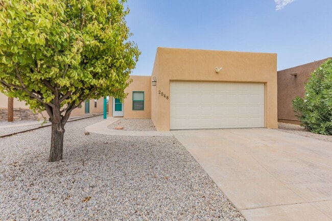 property at 2548 Las Alturas Ct