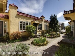 3087 SE Ankeny St in Portland, OR - Building Photo - Building Photo