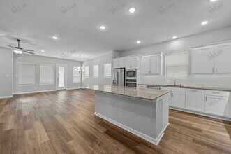 9616 Oxbow Ln in Oak Point, TX - Building Photo - Building Photo