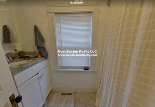 25 Simpson Ave in Somerville, MA - Building Photo - Building Photo