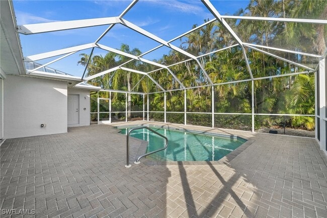 property at 4269 Hampton Ln