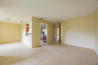 9800 Turf Way in Orlando, FL - Building Photo - Building Photo
