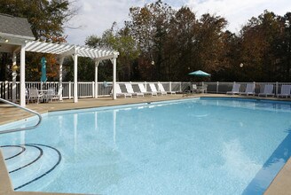 Heritage Apartments in Hillsborough, NC - Building Photo - Other