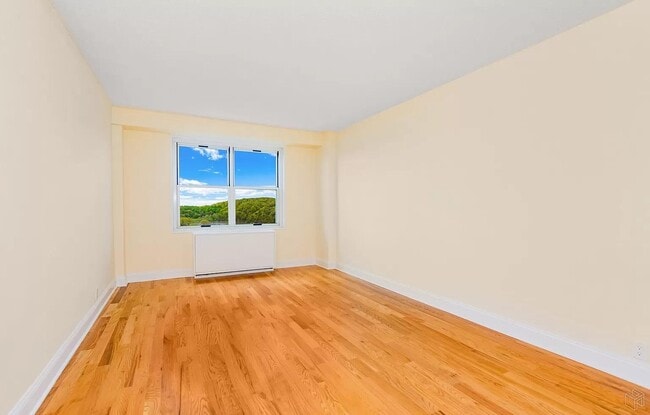 2400 Johnson Ave in Bronx, NY - Building Photo - Building Photo