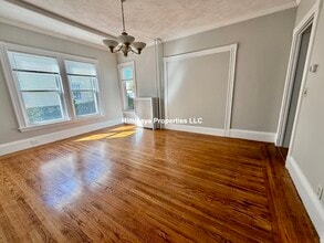 66 Park St, Unit 31-1 in Boston, MA - Foto de edificio - Building Photo