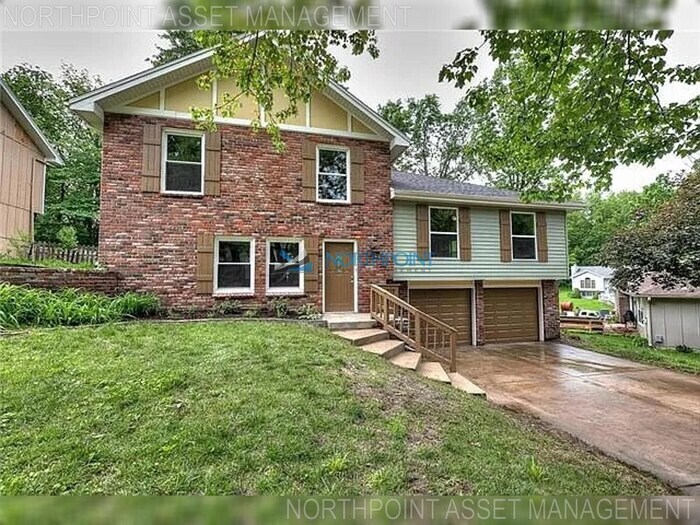 10509 NW 58th St in Kansas City, MO - Building Photo