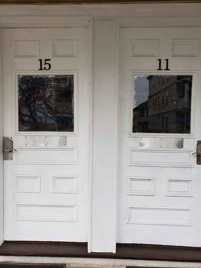 15 New Hampshire Ave in Somerville, MA - Building Photo - Building Photo