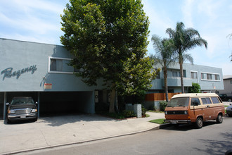 Regency Park Apartments in Canoga Park, CA - Building Photo - Building Photo