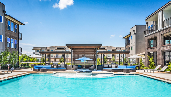 Lake Walk at Traditions Apartments in College Station, TX - Building Photo - Building Photo