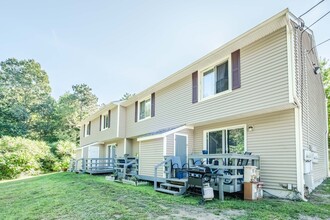 Perkins Place Apartments in Belmont, NH - Building Photo - Building Photo