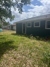 1399 Cindy Cir NE in Palm Bay, FL - Building Photo - Building Photo