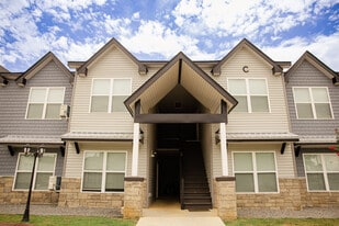 Platform Dublin in Dublin, GA - Building Photo