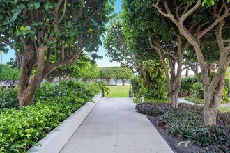 1701 S Flagler Dr in West Palm Beach, FL - Building Photo - Building Photo