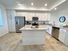 14061 Heritage Landing Blvd in Punta Gorda, FL - Foto de edificio - Building Photo