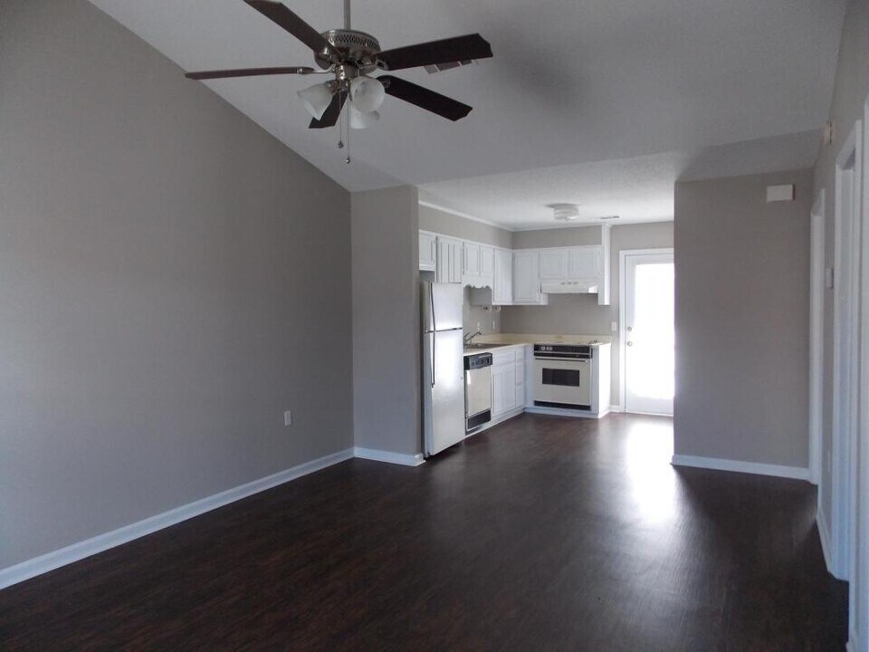 140 Lanier Dr in Statesboro, GA - Building Photo