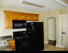 1840 Avon Ave SW in Atlanta, GA - Building Photo - Building Photo
