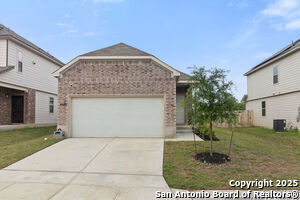4007 Somers Crest in San Antonio, TX - Building Photo - Building Photo