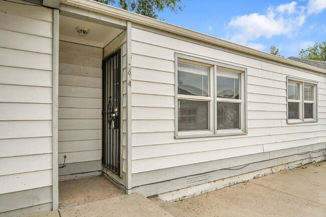 property at 3616-3616 S King St