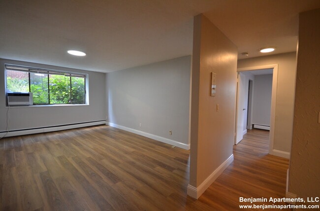 240 Babcock St, Unit 1