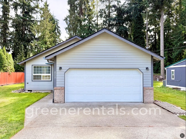 property at 8519 Mahonia Ct SE
