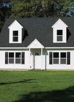 520 Clyde Ave in Fruitland, MD - Building Photo