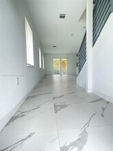 116 NW 10th St in Hallandale Beach, FL - Building Photo - Building Photo