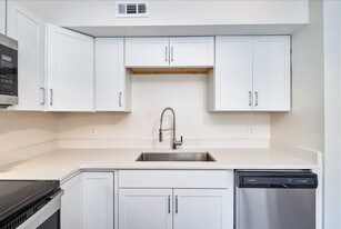 Parkside Apartments in Richmond, VA - Building Photo